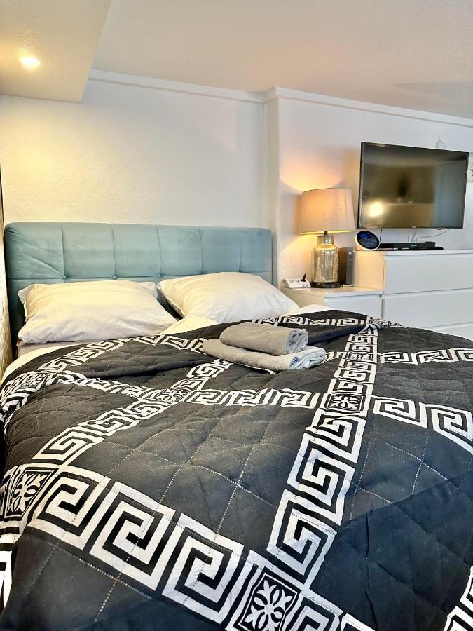 Ruhiges Retreat Souterrain-Apartment Werbach Nahe Pferdemarkt W31 Oldenburg Zewnętrze zdjęcie